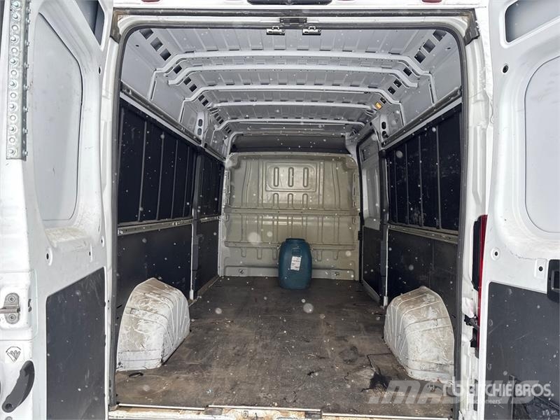 RAM Promaster 2500 Cargo Van Dostavna vozila / kombiji