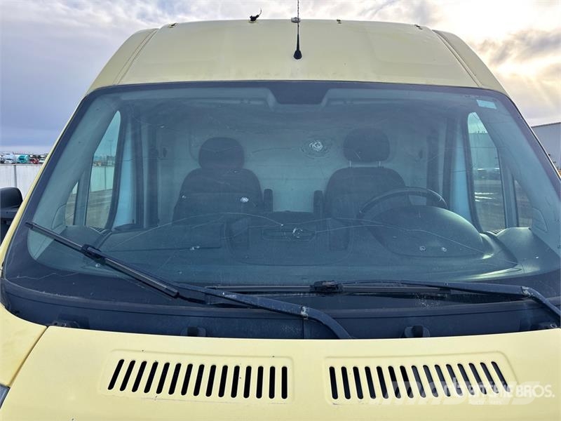 RAM ProMaster 3500 Cargo Van Dodávky