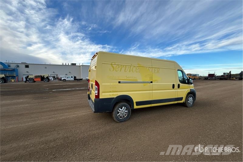 RAM ProMaster 3500 Cargo Van Dodávky