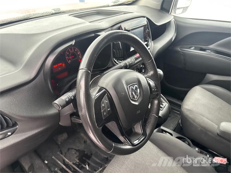 RAM ProMaster City Cargo Van Ванове за доставки