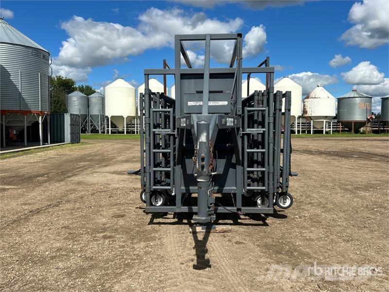 Rawhide Manufacturing Portable Corral Hydraulic Ha Άλλα μηχανήματα κτηνοτροφίας και εξαρτήματα