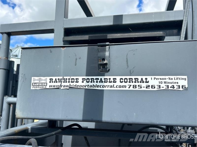 Rawhide Manufacturing Portable Corral Hydraulic Ha Άλλα μηχανήματα κτηνοτροφίας και εξαρτήματα