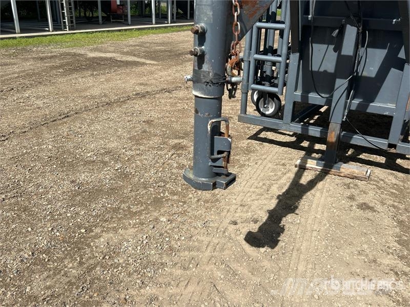 Rawhide Manufacturing Portable Corral Hydraulic Ha Άλλα μηχανήματα κτηνοτροφίας και εξαρτήματα