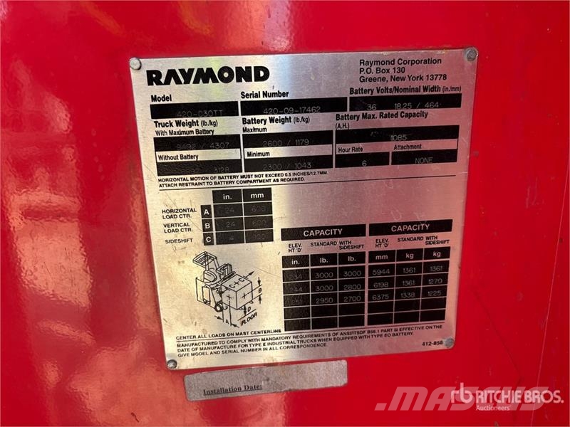 Raymond 420-C30TT 3000 lb Electric Forklift Електронавантажувачі