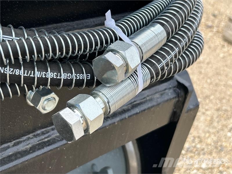Raytree REDM32 32 in Excavator Drum Mulcher - Fits Drugi deli