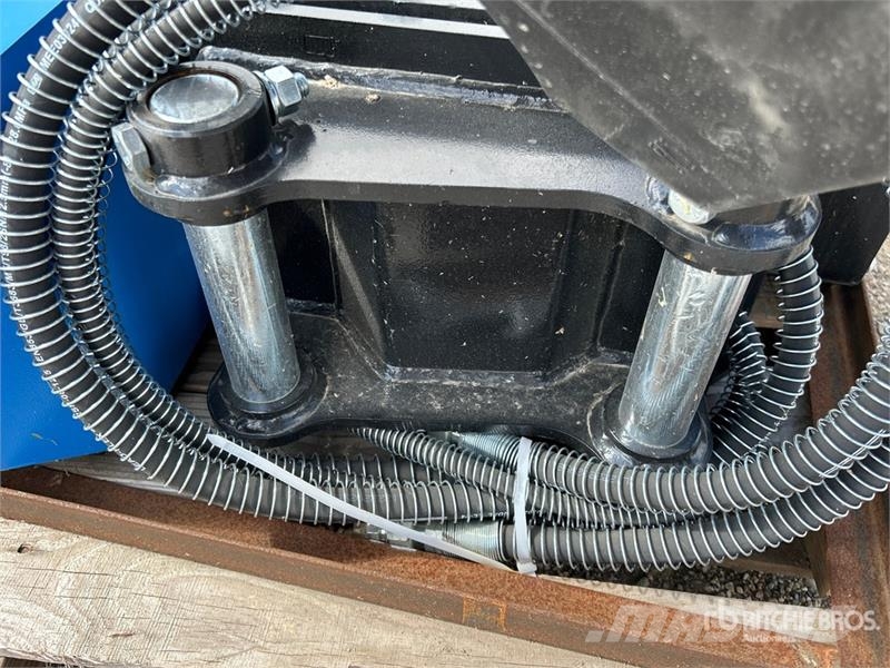 Raytree REDM32 32 in Excavator Mulcher Drugi deli