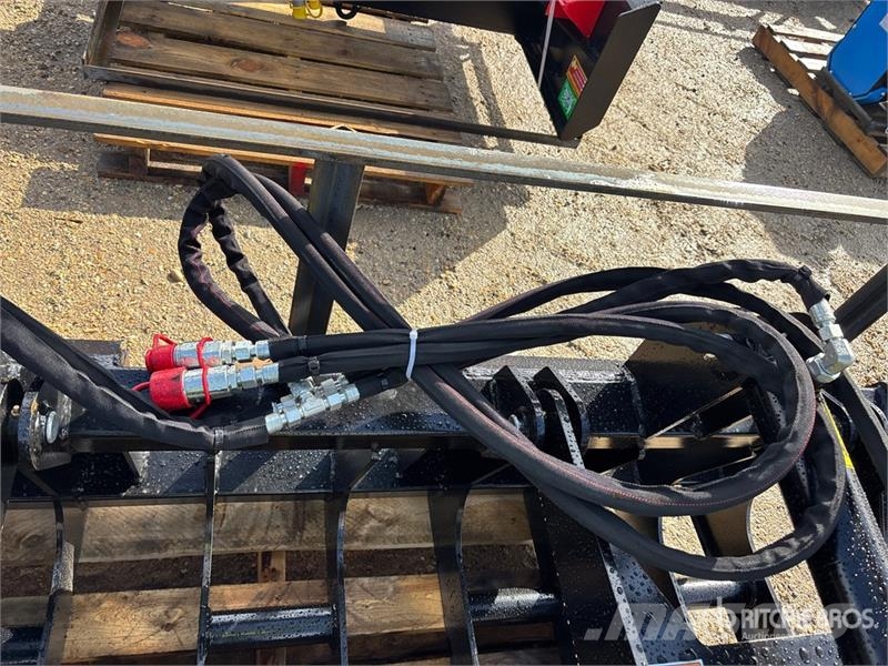 Raytree RMBG72 72 in Root Skid Steer Grapple (Unus Kourat