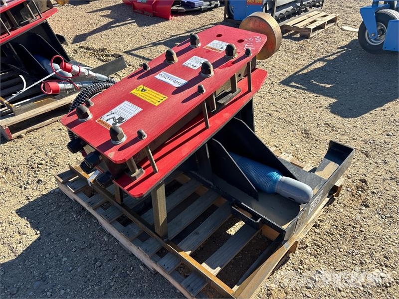 Raytree RMPP680 Skid Steer Post Driver (Unused) Fencing equipment