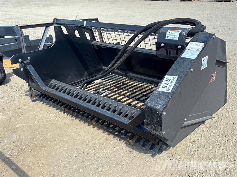 Raytree RMRP72 72 in Skid Steer Bucket (Unused) Godet