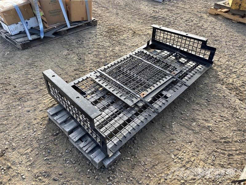 Rear Cab Screen - Fits Dozer مكونات أخرى
