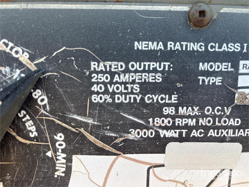  Red-D-Arc RA-250-V1902 Сварочные аппараты