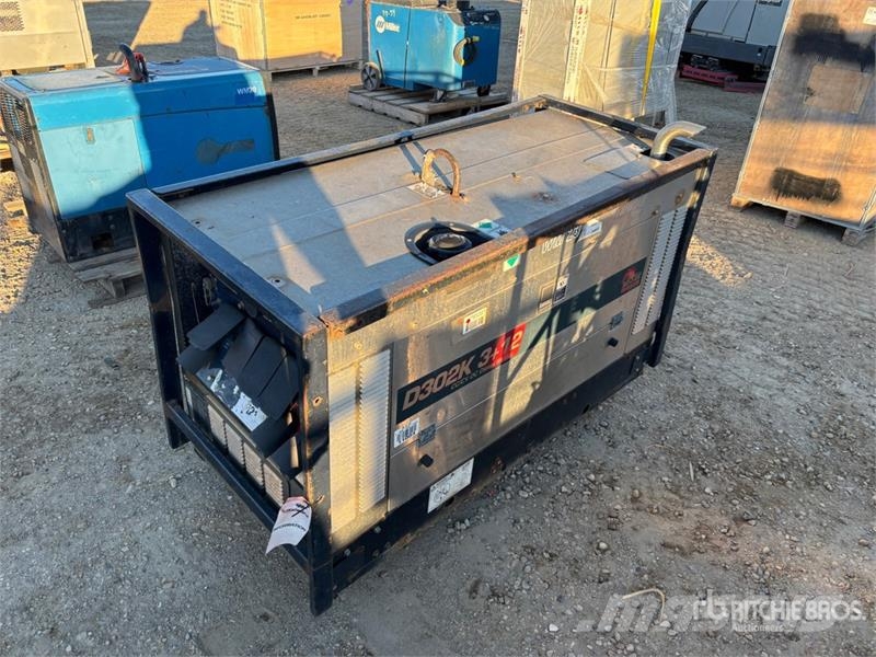  Red-D-Arc RDAD302K 410 A Multi-Process Engine Driv ماكينات لحام