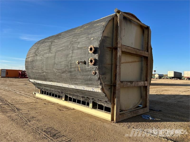 Red River Industries Skid Mounted Steel Tank Kraftstoff- und Zusatzstoffbehälter