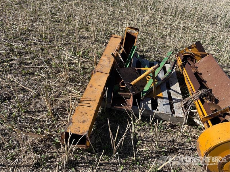 Redekop Chaff Systems 8 ft x 6 ft T/A Chaff Collec Agriculture - Others