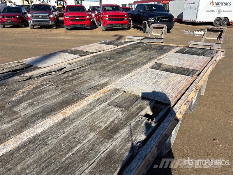Redi Haul 25 ft T/A Equipment Trailer Vehicle transport trailers