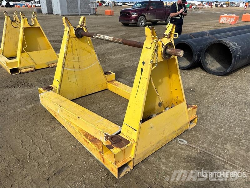 Reel Stand Комунални съоражения