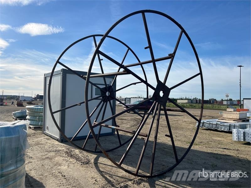  Reel Stand Комунални съоражения
