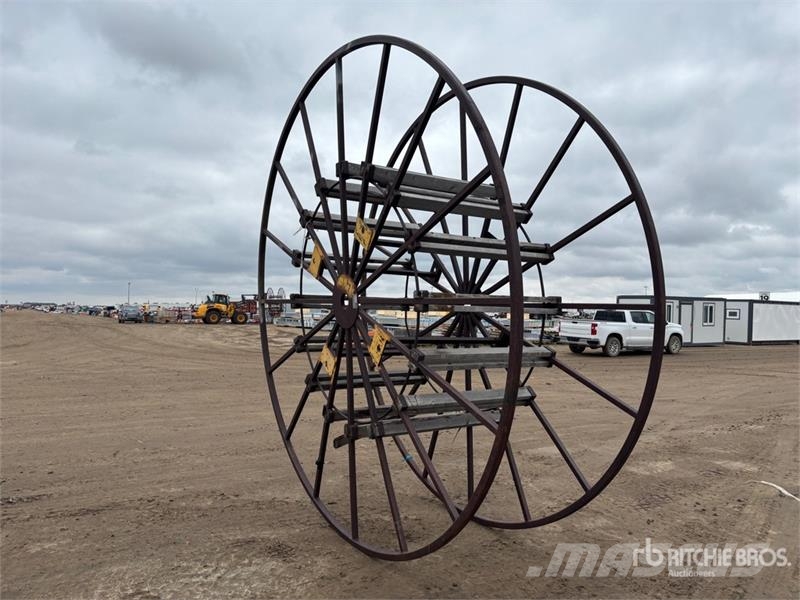  Reel Stand Комунални съоражения