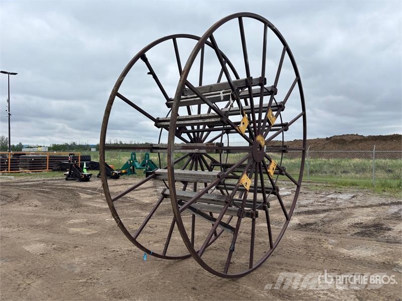  Reel Stand Комунални съоражения