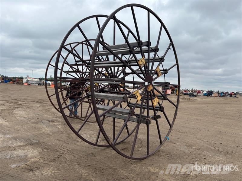  Reel Stand Комунални съоражения