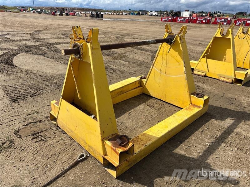 Reel Stand Комунални съоражения