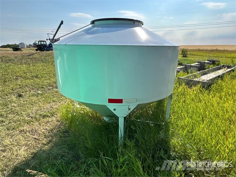  Reimer Eze-Feeder 70 Livestock Feeder Hranire animale
