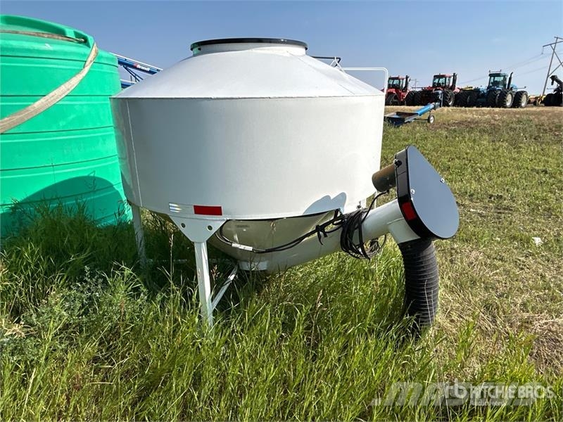  Reimer Eze-Feeder 70 Livestock Feeder Hranire animale