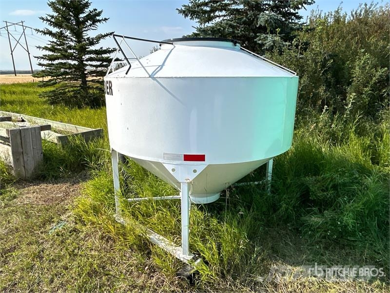  Reimer Eze-Feeder 70 Livestock Feeder Hranire animale