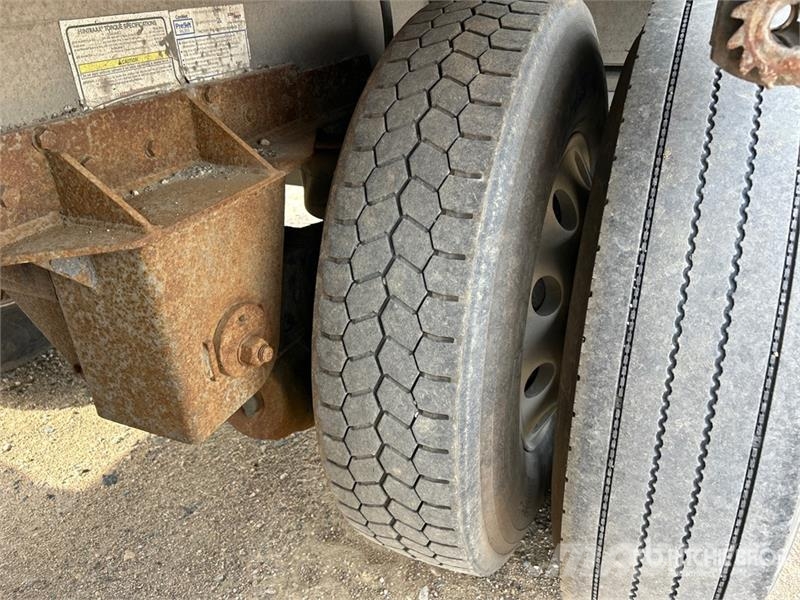 Reitnouer 48 ft T/A Flatbed Trailer Flatbed/Dropside trailers