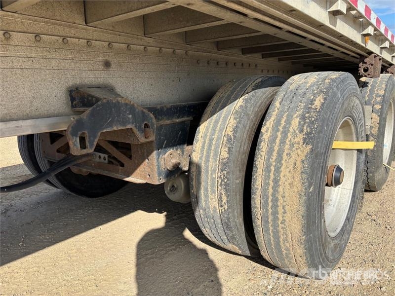 Reitnouer 48 ft T/A Spread Axle Flatbed Trailer Бордови