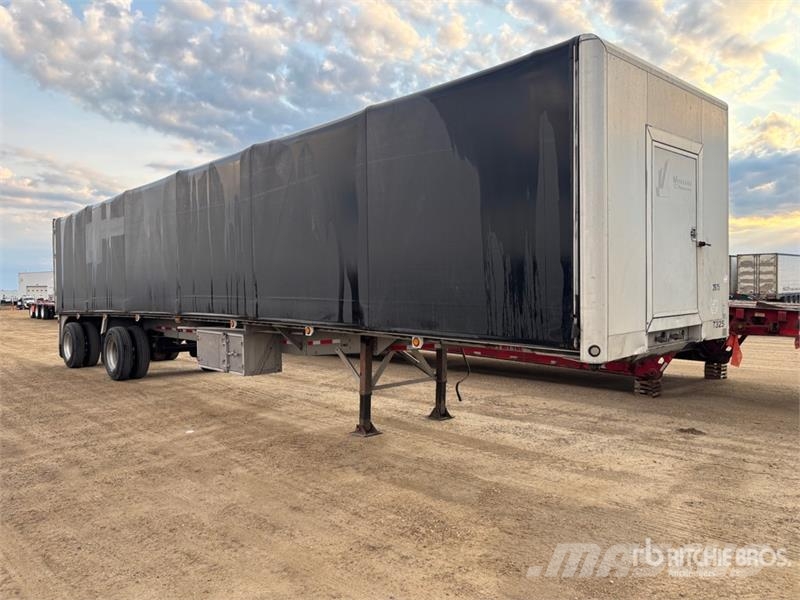Reitnouer 48 ft T/A Spread Axle Curtain Side Trailer Curtainsideranhänger