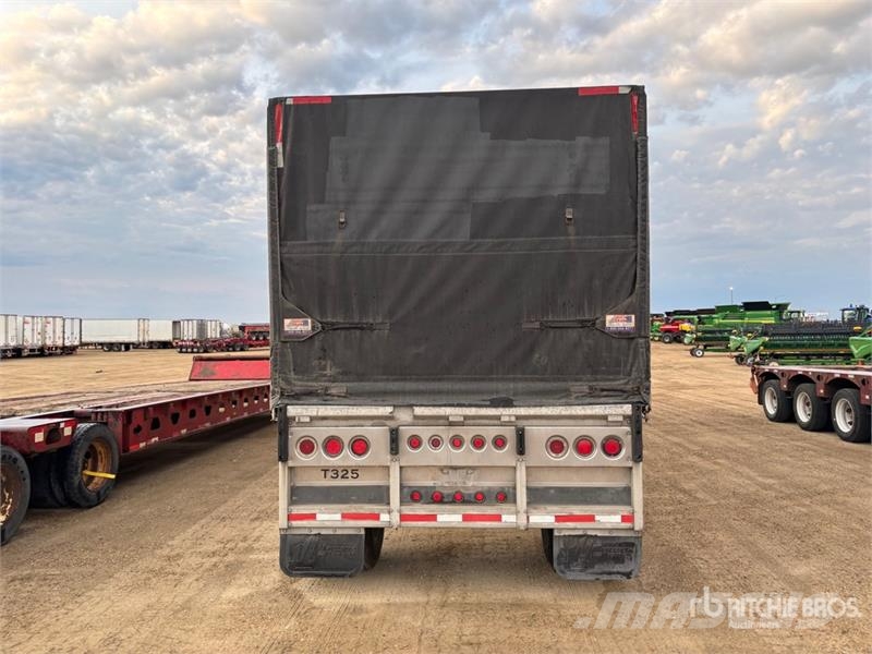 Reitnouer 48 ft T/A Spread Axle Curtain Side Trailer Curtainsideranhänger