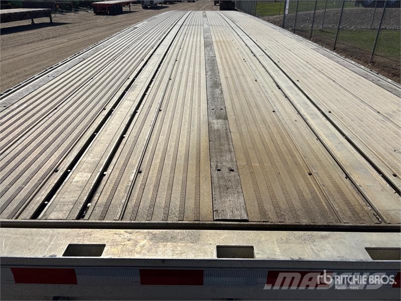 Reitnouer 48 ft T/A Spread Axle Flatbed Trailer Lavaperävaunut