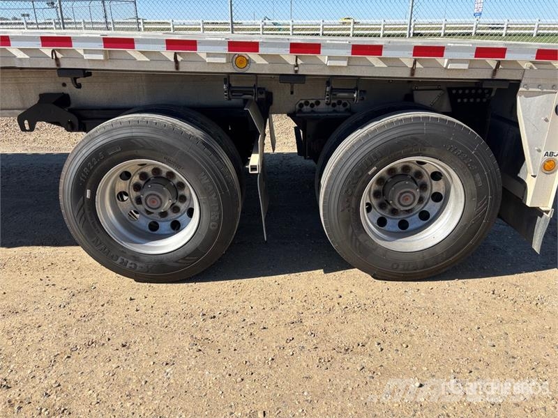 Reitnouer 48 ft T/A Spread Axle Flatbed Trailer Lavaperävaunut