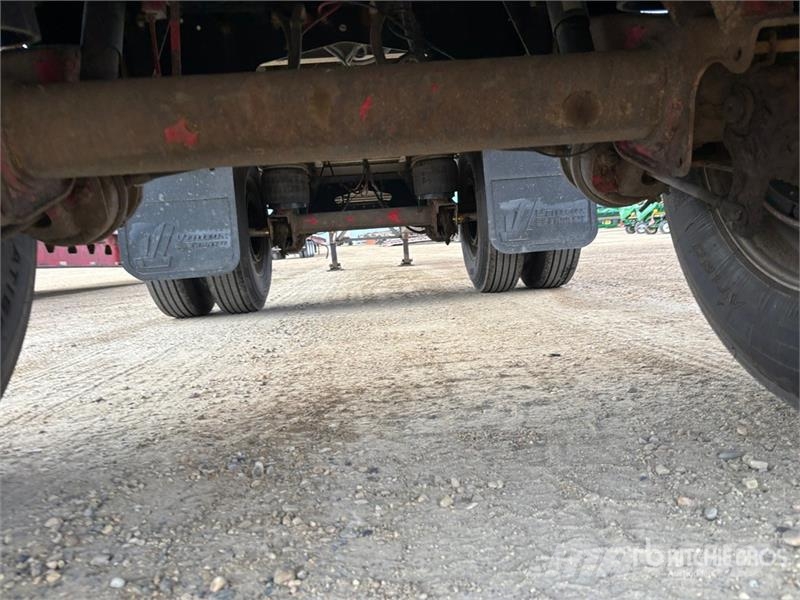 Reitnouer 48 ft T/A Spread Axle Curtain Side Trailer Curtainsideranhänger