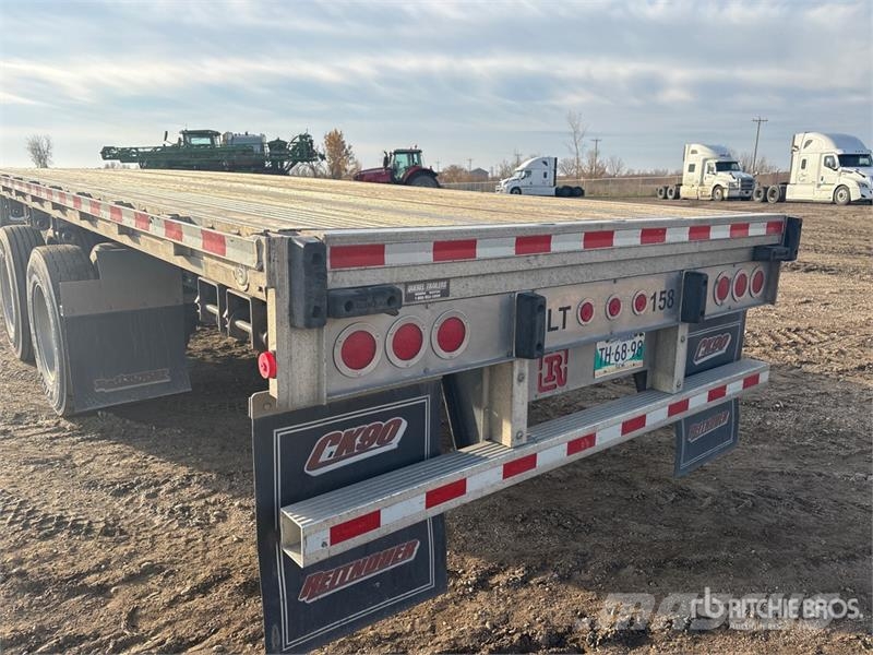 Reitnouer 53 ft T/A Spread Axle Flatbed Trailer Planhengere