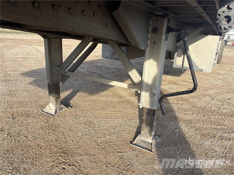 Reitnouer CK90 53 ft T/A Spread Axle Flatbed Trailer Причепи-платформи/бокове розвантаження