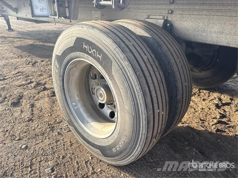 Reitnouer CK90 53 ft T/A Spread Axle Flatbed Trailer Причепи-платформи/бокове розвантаження