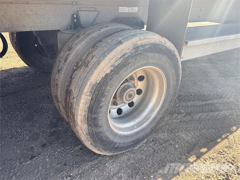 Reitnouer CK90 53 ft T/A Spread Axle Flatbed Trailer Vlakke laadvloer