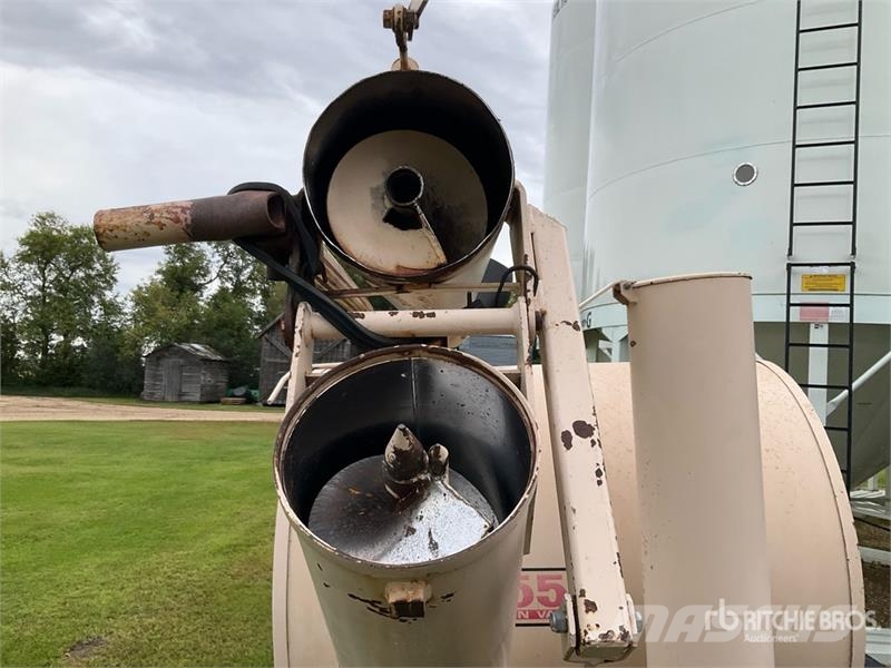 REM 552 Grain Vac Grain dryers