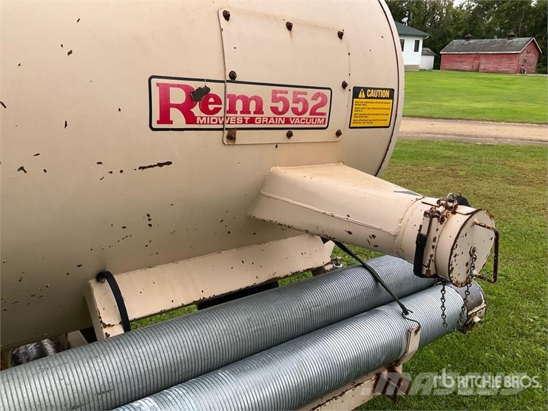 REM 552 Grain Vac Grain dryers