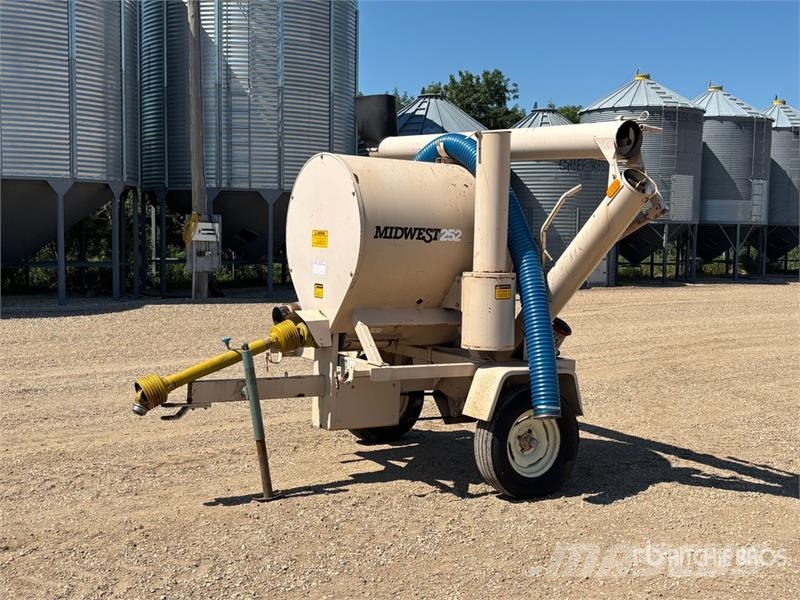 REM Manufacturing Ltd. Midwest 252 Grain Vac Secadores de grãos
