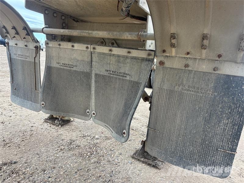 Remtec 31169 L Tri/A Super B-Train Lead Tanker Trailer Prikolice cisterne