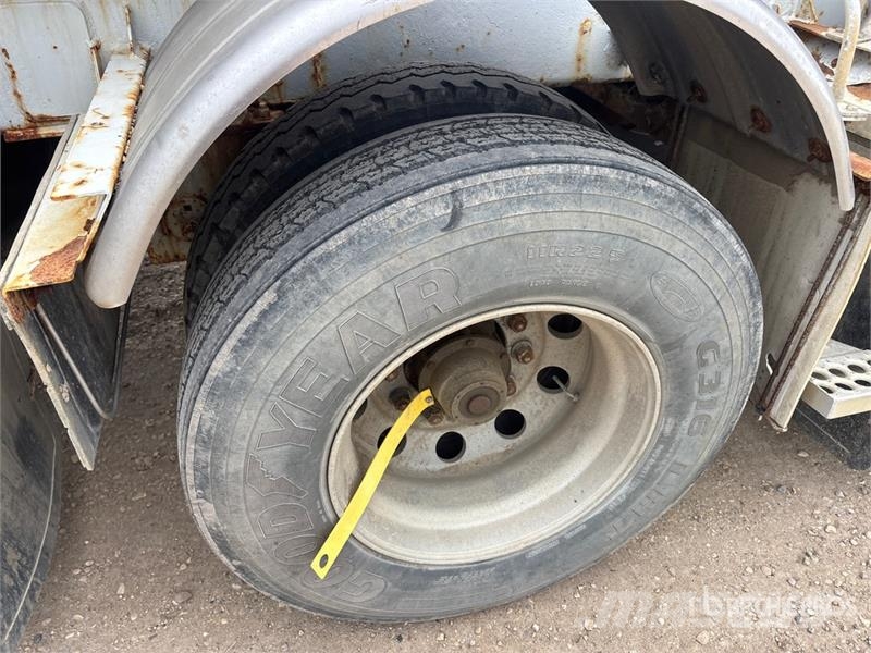 Remtec 31169 L Tri/A Super B-Train Lead Tanker Trailer Prikolice cisterne