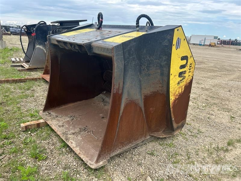 Remu EE3160HD 80 in Excavator Screening Bucket دلاء فحص