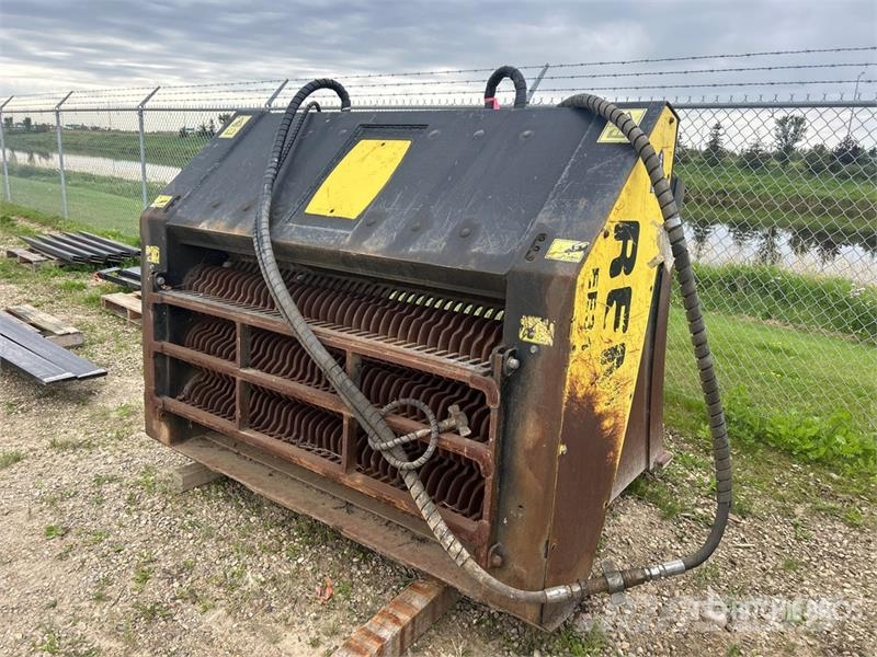 Remu EE3160HD 80 in Excavator Screening Bucket دلاء فحص