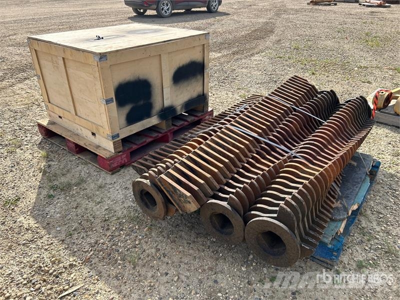 Remu Screening Bucket Aggressive Rotor Set - Fits Remu  مكونات أخرى