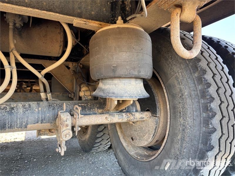 Renn 17 ft Tri/A Pup Dump Trailer Bañera