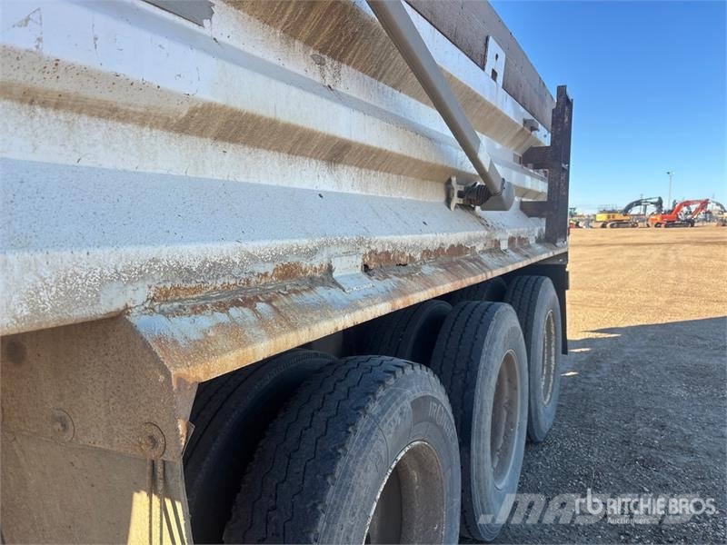 Renn 17 ft Tri/A Pup Dump Trailer Tipper trailers