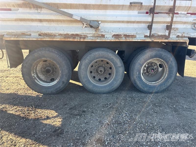 Renn 17 ft Tri/A Pup Dump Trailer Tipper trailers